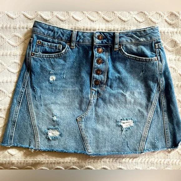 We The Free Distressed Denim Button-Up Skirt Women’s Size 28 - Picture 1 of 14